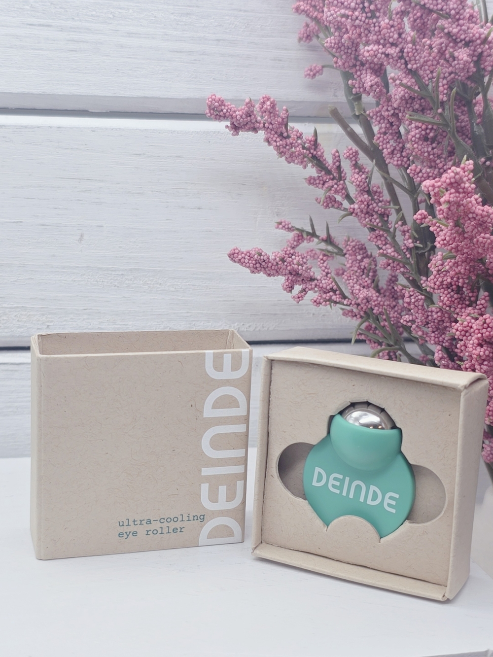 Deinde Ultra-Cooling Eye Roller
